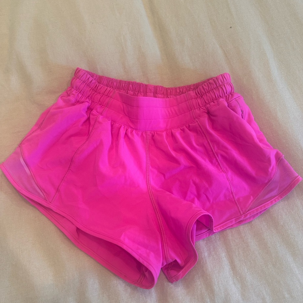 pink lululemon hotty hot shorts